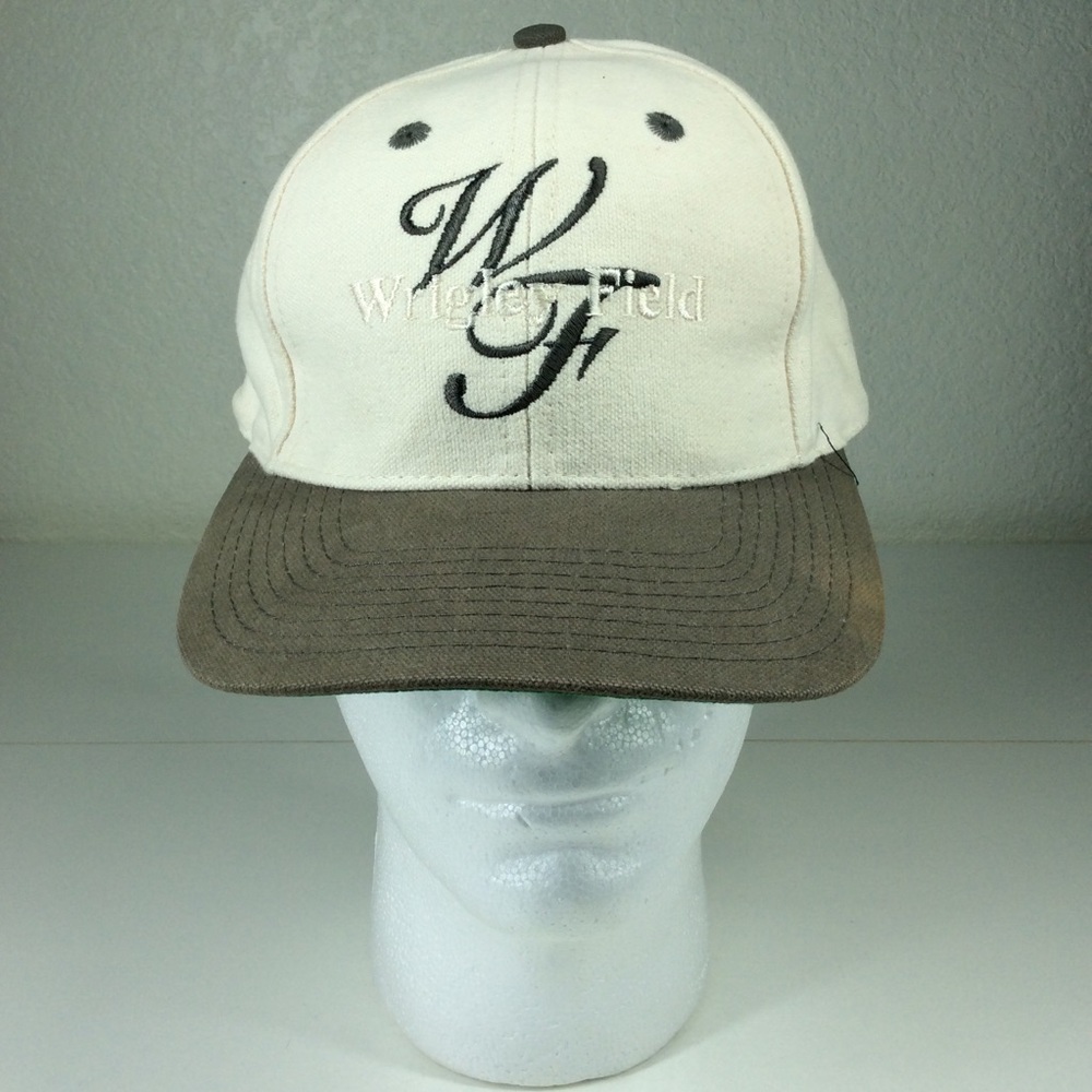 Wrigley Field Established 1914 Chicago Cubs Baseball off white cotton hat